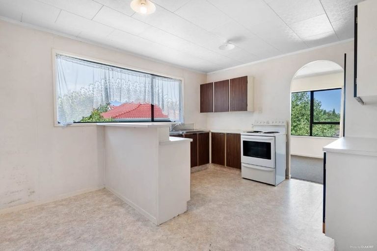 Photo of property in 139 Moire Road, West Harbour, Auckland, 0618