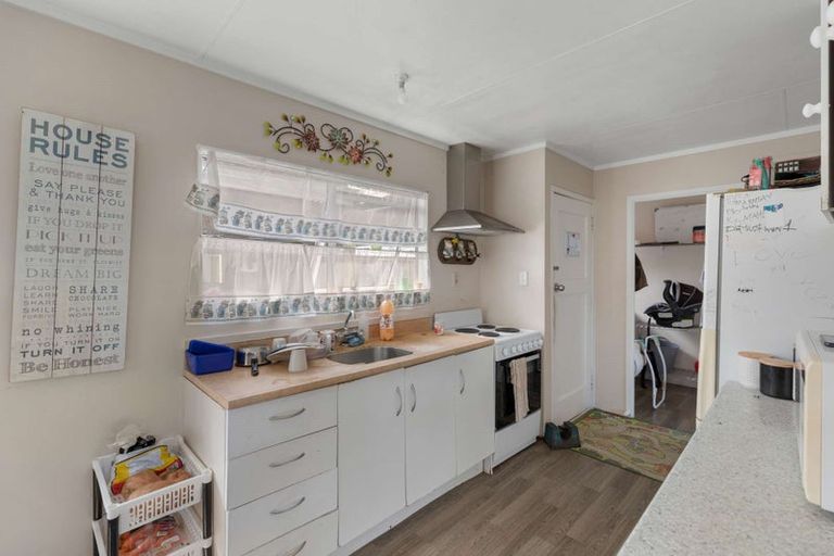 Photo of property in 17 Lewis Street, Te Kamo, Whangarei, 0112