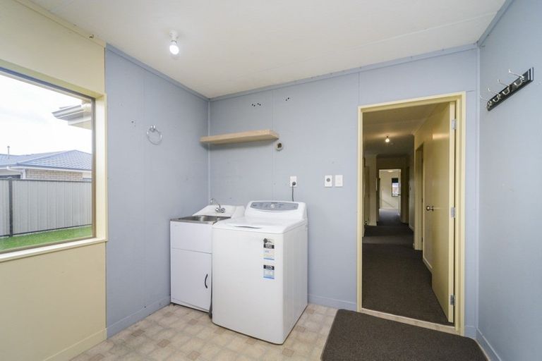 Photo of property in 55 Peppertree Glade, Kelvin Grove, Palmerston North, 4414