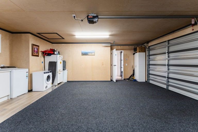 Photo of property in 5 Ella Lane, Green Island, Dunedin, 9018