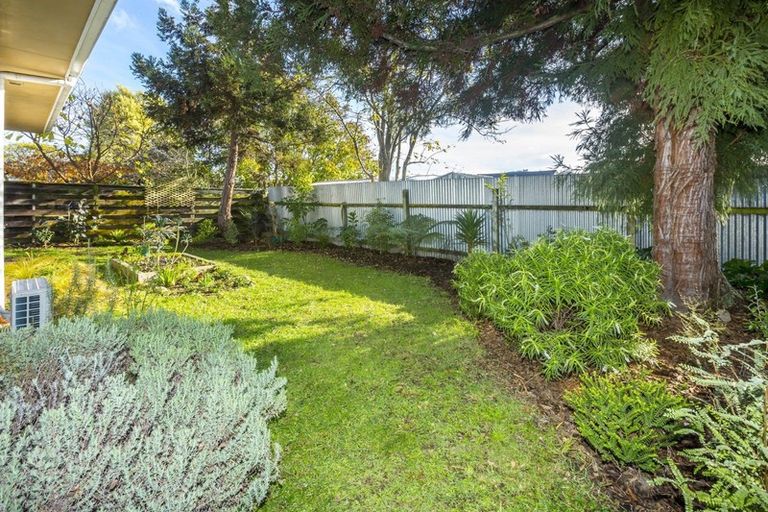 Photo of property in 4/12 Wilford Street, Wallaceville, Upper Hutt, 5018