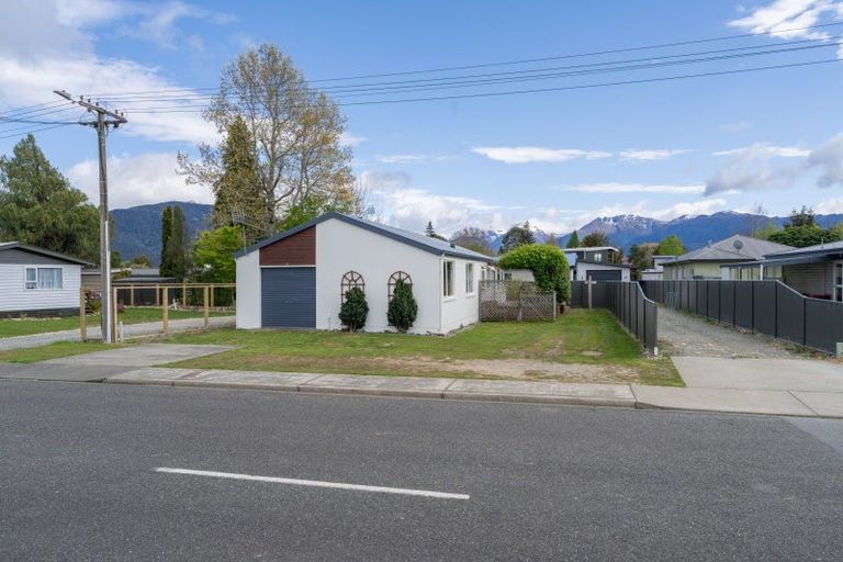 Photo of property in 27b Mckerrow Street, Te Anau, 9600