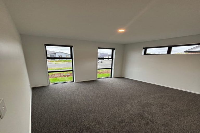Photo of property in 28 John Gibb Street, Belfast, Christchurch, 8051