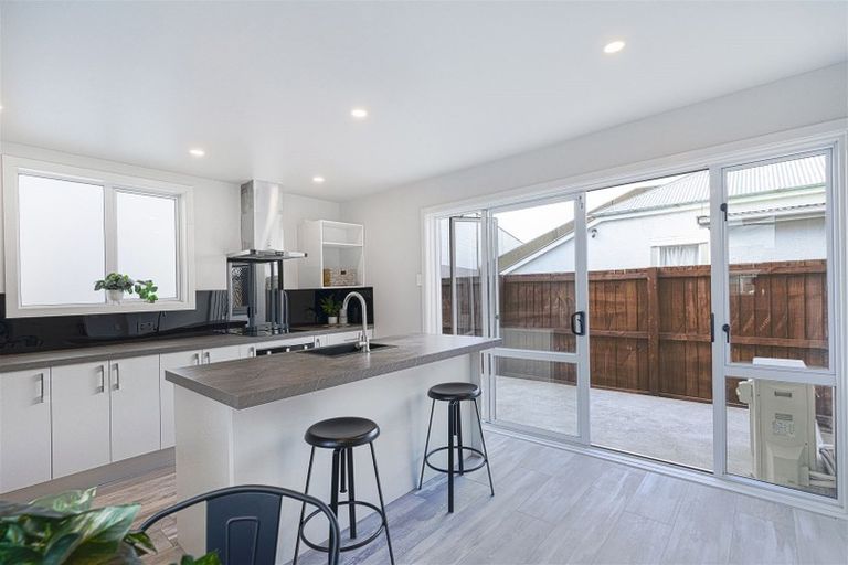 Photo of property in 71 Nursery Road, Phillipstown, Christchurch, 8011