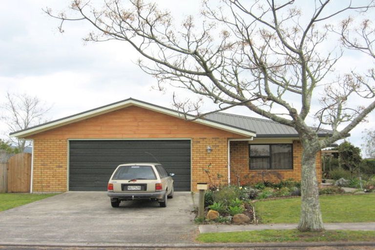 Photo of property in 13 Whitby Avenue, Whitianga, 3510