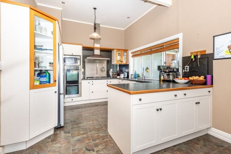 Photo of property in 79 Ormond Road, Whataupoko, Gisborne, 4010