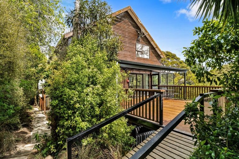 Photo of property in 11 Chelivode Street, Waitati, 9085