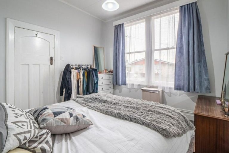 Photo of property in 8 Osmond Street, South Dunedin, Dunedin, 9012