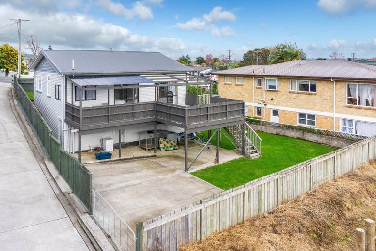 Photo of property in 21 Kimihia Road, Huntly, 3700