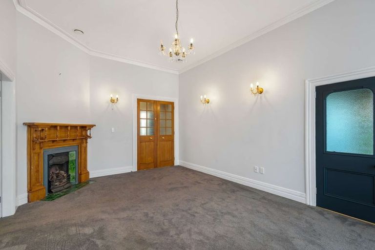 Photo of property in 11 Hurworth Place, College Estate, Whanganui, 4500