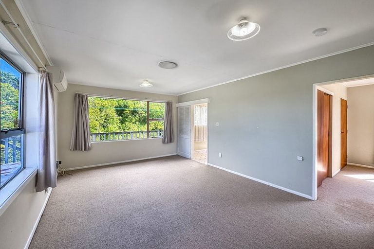 Photo of property in 53a Ohariu Road, Johnsonville, Wellington, 6037
