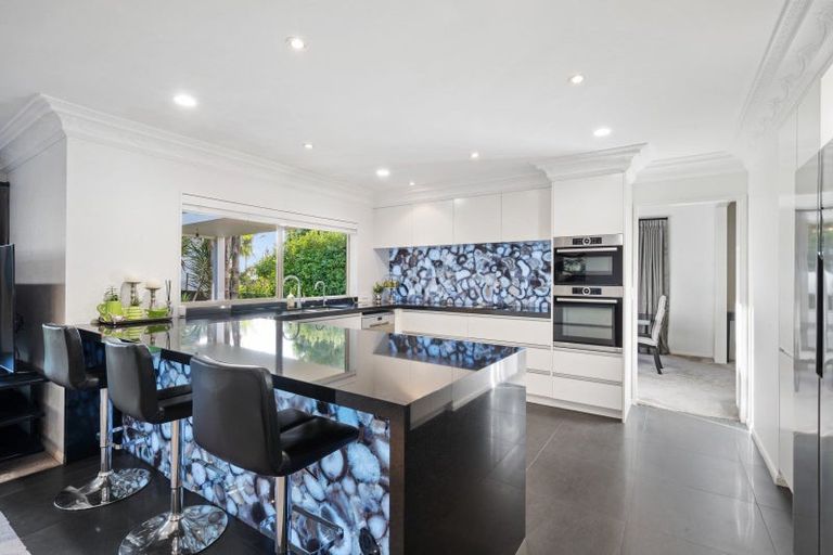 Photo of property in 15 Burnaston Court, Dannemora, Auckland, 2016