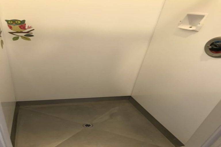 Photo of property in 15 Barlow Place, Chatswood, Auckland, 0626