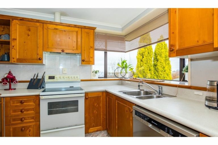 Photo of property in 37 Temple Crescent, Gleniti, Timaru, 7910