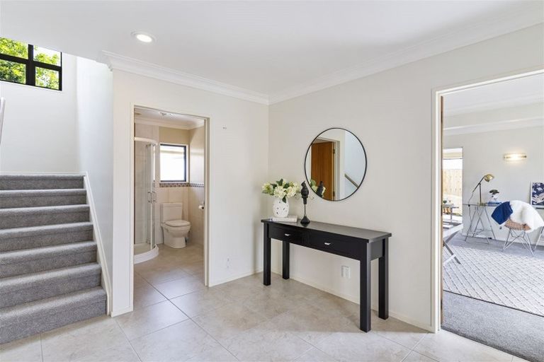 Photo of property in 2/27 Macleans Road, Bucklands Beach, Auckland, 2014