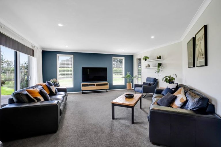 Photo of property in 338 Smart Road, Hillsborough, New Plymouth, 4372