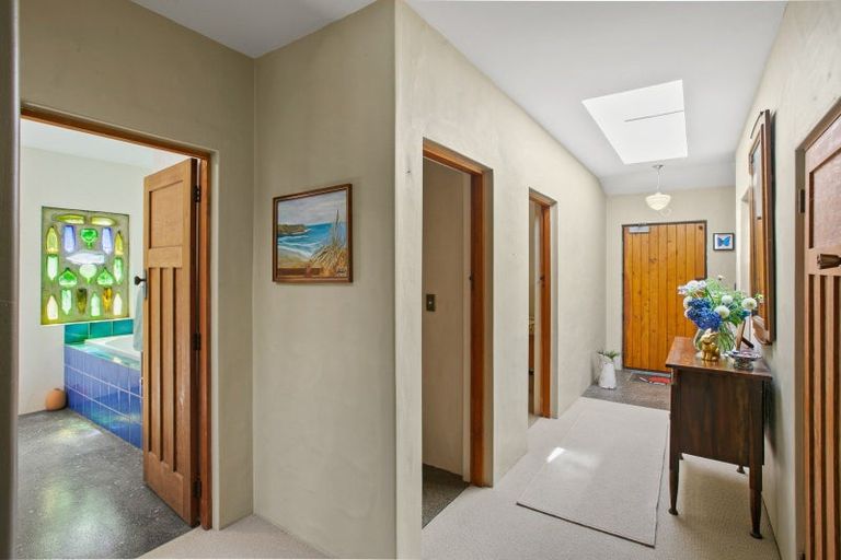 Photo of property in 7-9 Mace Terrace, Oakura, 4314