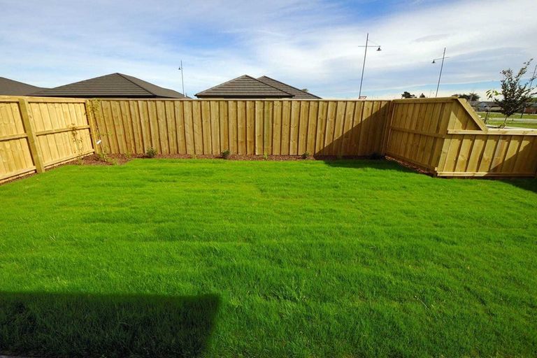 Photo of property in 39 Pakohe Street, Pegasus, 7612