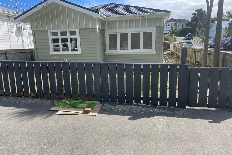 Photo of property in 158 Russell Terrace, Berhampore, Wellington, 6023