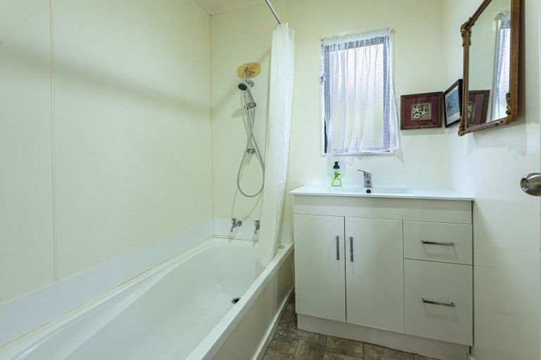 Photo of property in 703a Tinopai Road, Tinopai, 0593