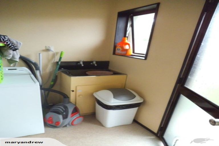 Photo of property in 2/150b Mackenzie Avenue, Woolston, Christchurch, 8023