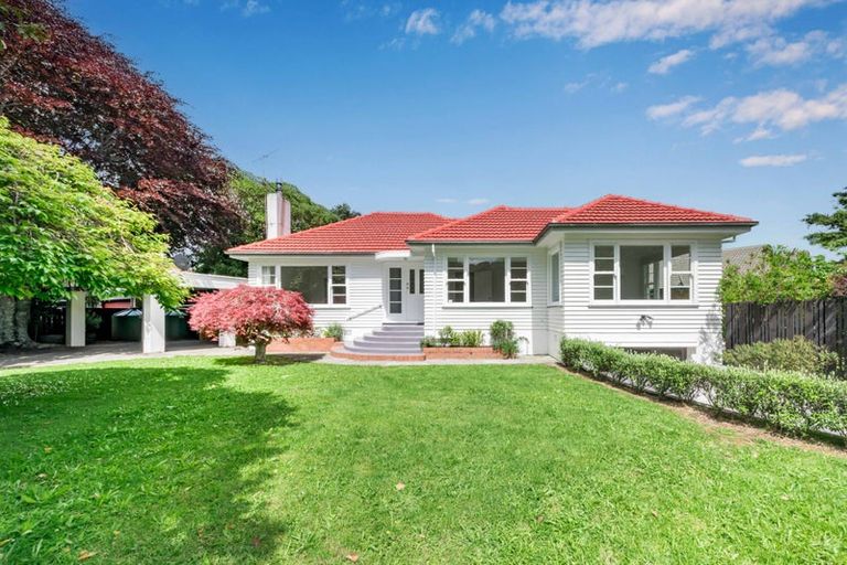 Photo of property in 2 Kohekohe Road, Waikanae, 5036