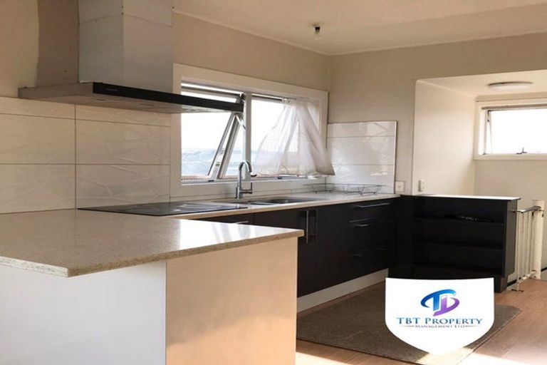 Photo of property in 1 Browns Road, Manurewa, Auckland, 2102