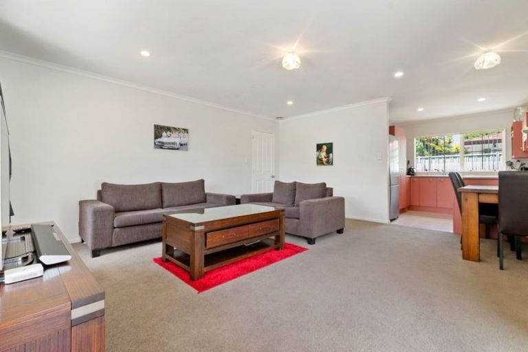Photo of property in 121a Old Wairoa Road, Papakura, 2110
