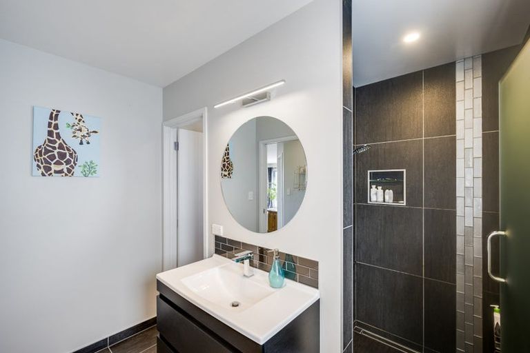 Photo of property in 21 Ridgeway Terrace, Taradale, Napier, 4112