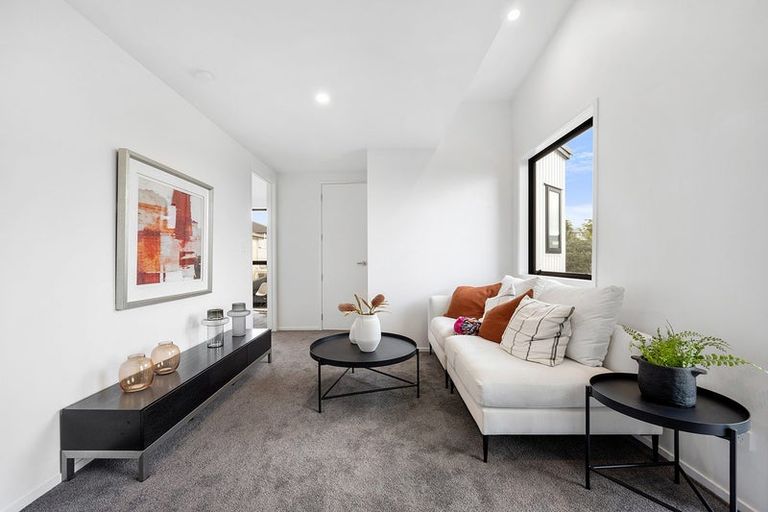 Photo of property in 7/8 Bennett Road, Pakuranga, Auckland, 2010