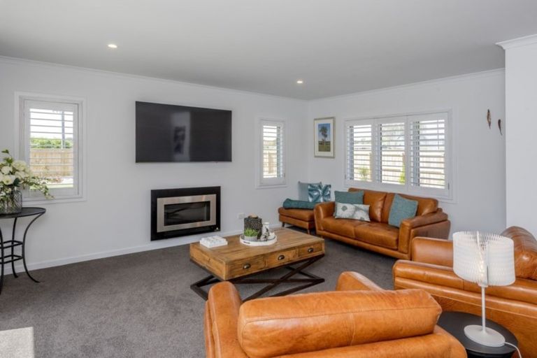 Photo of property in 2 Kilsby Place, Levin, 5510