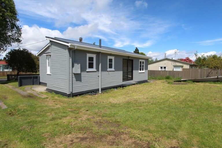 Photo of property in 24 Dreghorn Place, Tokoroa, 3420