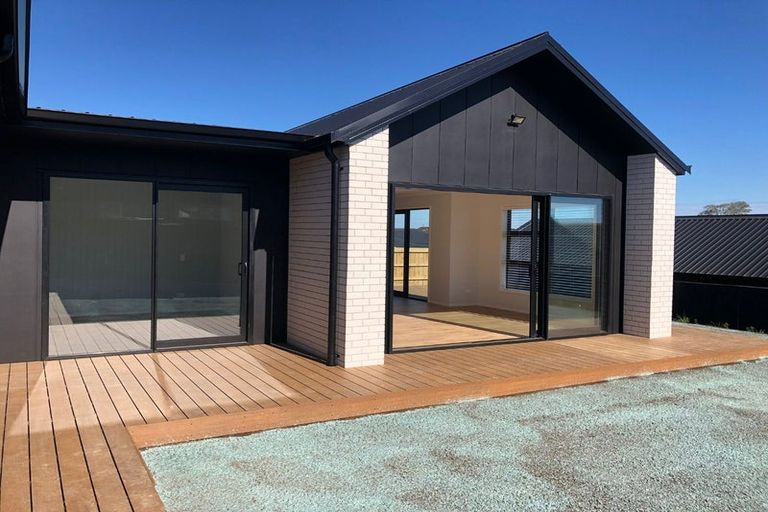 Photo of property in 2 Fetter Lane, Paerata, Pukekohe, 2124