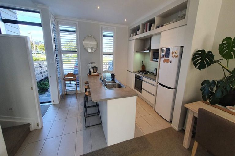 Photo of property in 38 Tuatua Road, Hobsonville, Auckland, 0616