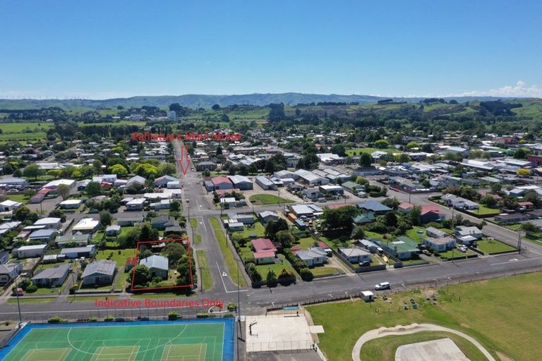 Photo of property in 52 Tyndall Street, Pahiatua, 4910