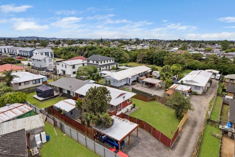 Photo of property in 1/25a Tidal Road, Mangere, Auckland, 2022