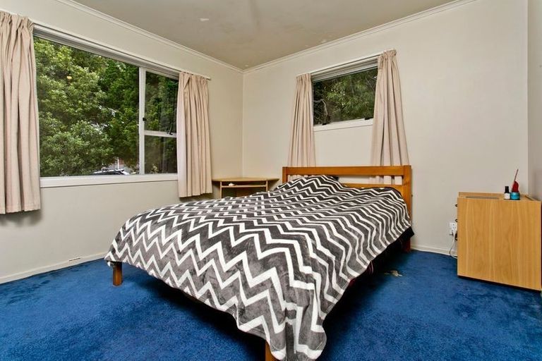 Photo of property in 202 Manuka Road, Bayview, Auckland, 0629