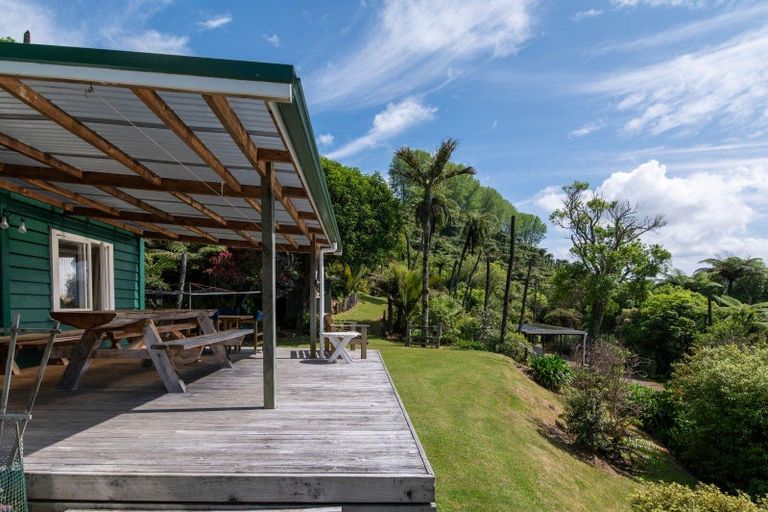 Photo of property in 84 Spencer Road, Lake Tarawera, Rotorua, 3076
