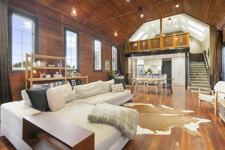 Photo of property in 7 Clarks Lane, Hobsonville, Auckland, 0618