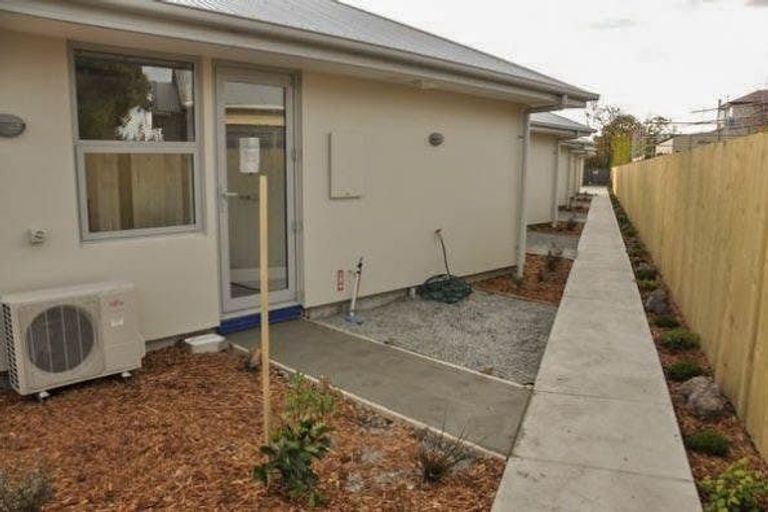 Photo of property in 135 Edgeware Road, St Albans, Christchurch, 8014