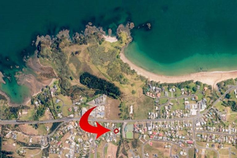 Photo of property in 20 Pohutukawa Drive, Cable Bay, 0420