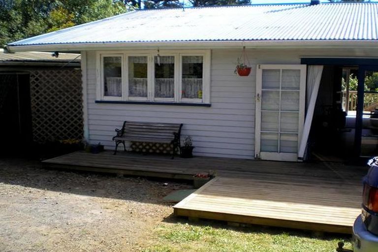 Photo of property in 36 Lake Road, Okaihau, 0475