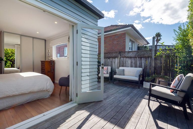 Photo of property in 1/10 Coronation Street, Belmont, Auckland, 0622