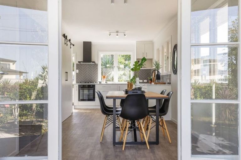 Photo of property in 184 Tuhikaramea Road, Dinsdale, Hamilton, 3204