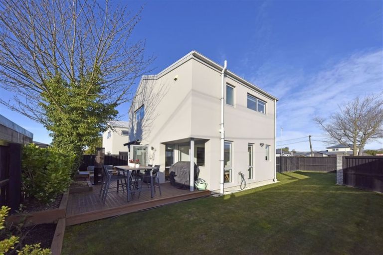 Photo of property in 3 Guild Street, Richmond, Christchurch, 8013