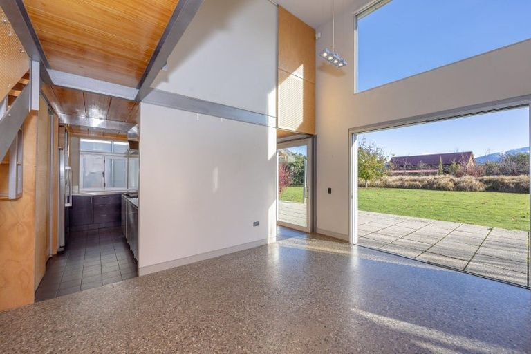 Photo of property in 23 Waimana Place, Wanaka, 9305