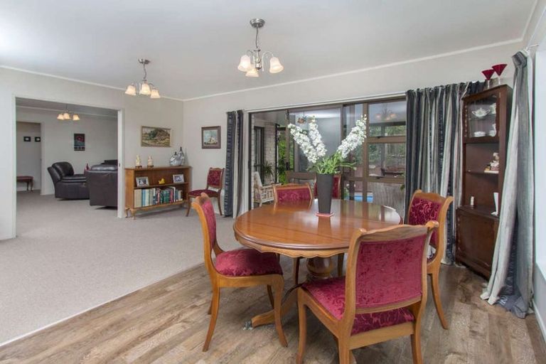 Photo of property in 12 Sheralee Place, Bucklands Beach, Auckland, 2014