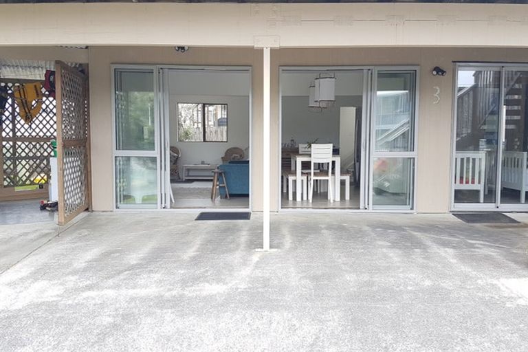 Photo of property in 3 Caroline Heights, Omaha, 0986