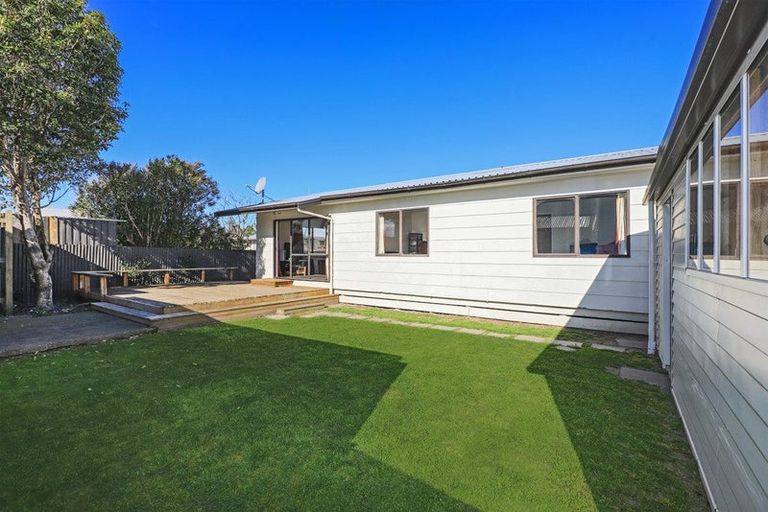 Photo of property in 200a Grove Road, Mayfair, Hastings, 4122