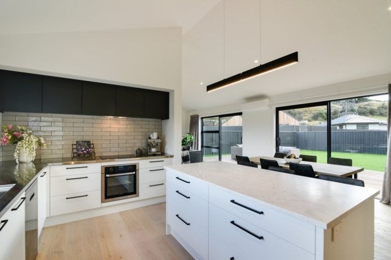 Photo of property in 22 Cumberland Road, Lower Shotover, Queenstown, 9304